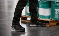 Keen Women's Vista Energy Mid (Carbon-Fiber Toe) | Vapor/Black -Keen 1025220 PDP TopImage