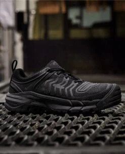 Keen Men's Kansas City (Carbon-Fiber Toe) | Black/Gun Metal 13 Keen Men's Kansas City (Carbon-Fiber Toe) | Black/Gun Metal -Keen 1025577 PDP RightImage