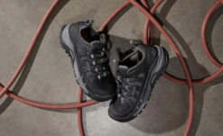 Keen Men's Birmingham (Carbon-Fiber Toe) | Black/Magnet -Keen 1026359 PDP TopImage