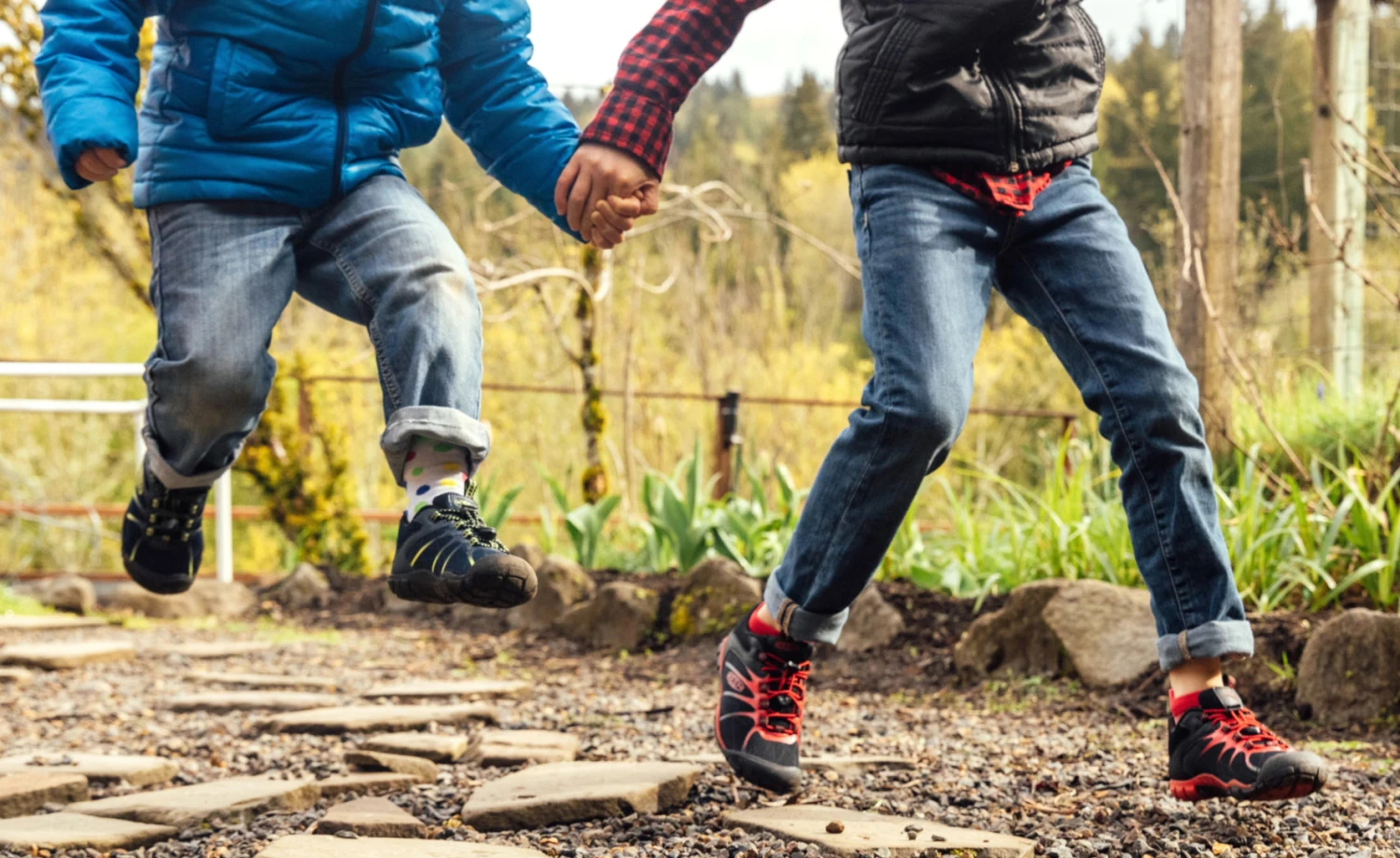 Keen Little Kids' Chandler 2 CNX Sneaker | Festival Fuchsia/Ibis Rose 7 Keen Little Kids' Chandler 2 CNX Sneaker | Festival Fuchsia/Ibis Rose - Image 7