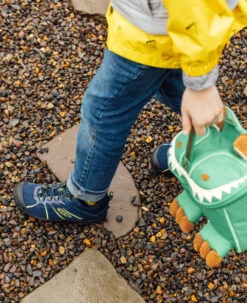 Keen Big Kids' Chandler 2 CNX Sneaker | Black Iris/Evening Primrose 14 Keen Big Kids' Chandler 2 CNX Sneaker | Black Iris/Evening Primrose -Keen KidsChandler2Lifestyle2 9907c94b 1f13 4969 93a0 2cd219338ed2