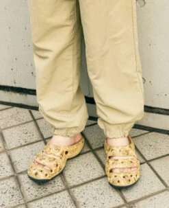 Keen Men's Yogui Arts | Atms Zebra Star -Keen MYoguiArtsLifestylePDPSingleRight d549bf8e 0bfb 4d0d 8cf9 f2f1b7305666