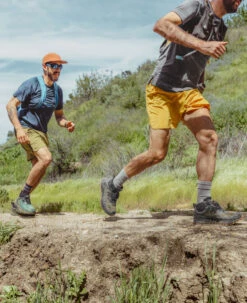 Keen Men's Zionic Waterproof Hiking Boot | Black/Steel Grey 17 Keen Men's Zionic Waterproof Hiking Boot | Black/Steel Grey -Keen M ZionicMidLifestyleRightSingle